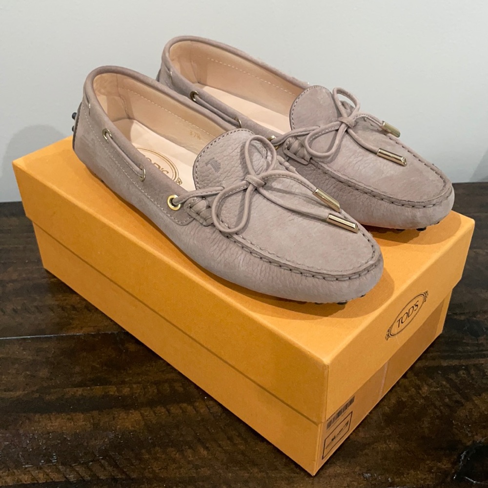 GOMMINO DRIVING SHOES IN SUEDE Sz 37.5 taupe